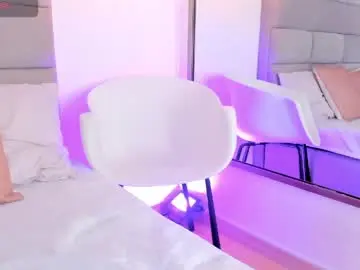 Sensualjeen  live sex cam