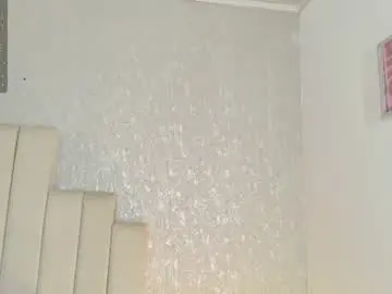 Sensualjeen  live sex cam