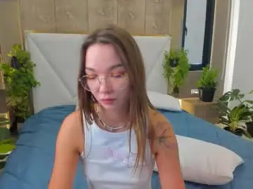 Susannjohnson  live sex cam