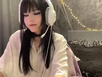 Suziebanach  live sex cam