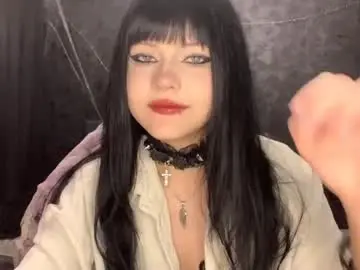 Suziebanach  live sex cam