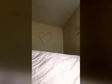 Babysasha2  live sex cam