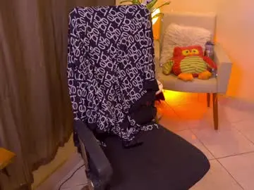 Blueflora  live sex cam