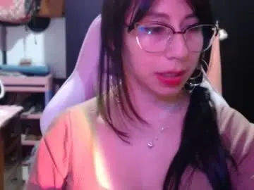 Kateeen18  live sex cam
