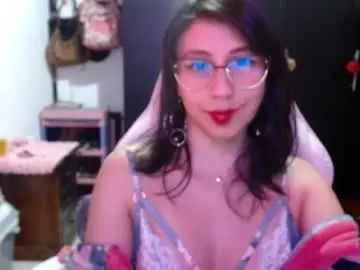 Kateeen18  live sex cam