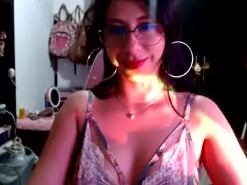 Kateeen18  live sex cam