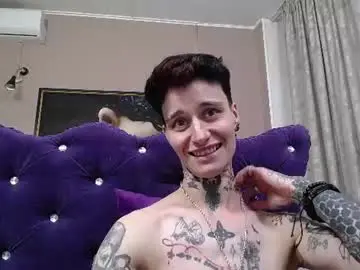 Kennyvibe  live sex cam