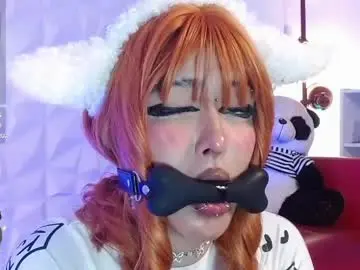 Lilcandy19  live sex cam