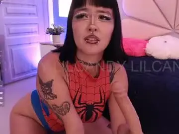 Lilcandy19  live sex cam