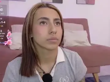 Lily_cooper1  live sex cam