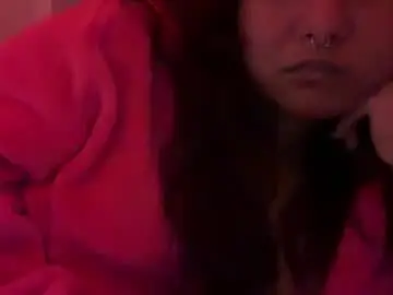 Maddyafterhours  live sex cam