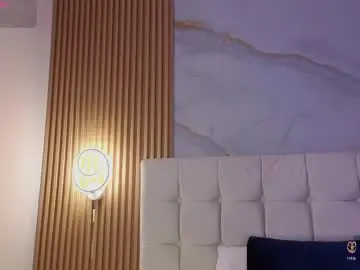 Mia_2406_  live sex cam