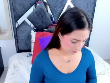 Mia_fox3  live sex cam