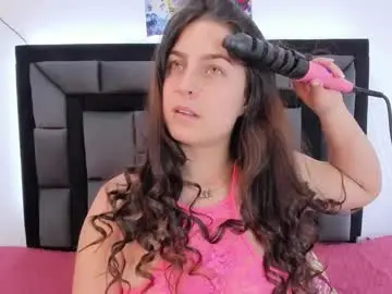 Mia_fox3  live sex cam