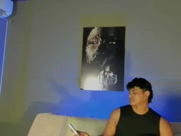 Nicolvibes_212  live sex cam