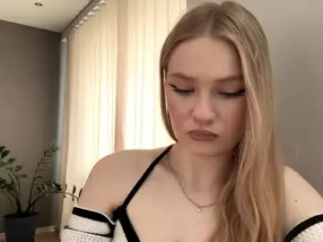 Piastonesifer  live sex cam