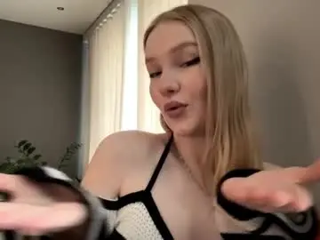 Piastonesifer  live sex cam