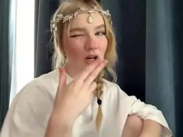 Piastonesifer  live sex cam