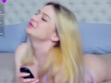 Tamarrafox  live sex cam