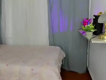 Taragreyt_  live sex cam