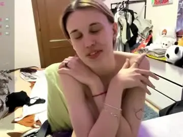 Tiffanydziewanowski  live sex cam