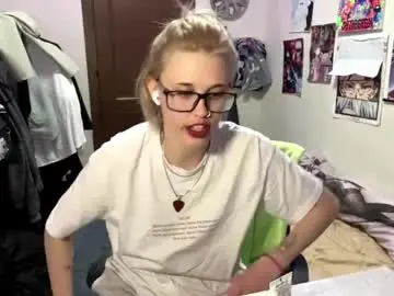 Tiffanydziewanowski  live sex cam