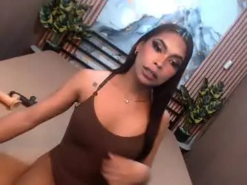 Yvonnellvs  live sex cam