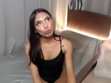 Yvonnellvs  live sex cam