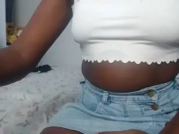 Bellah8  live sex cam