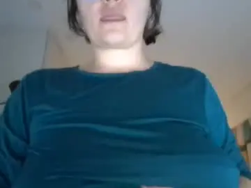 Brattybonnie  live sex cam