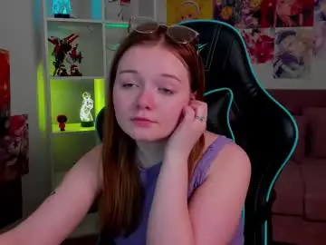 Elinavale  live sex cam