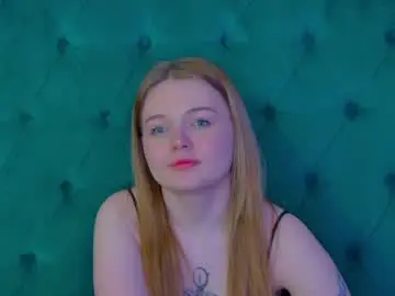 Elinavale  live sex cam