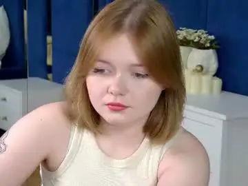Elinavale  live sex cam