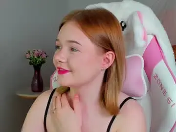 Elinavale  live sex cam