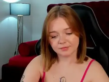 Elinavale  live sex cam