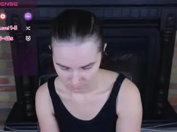 Ellie_babyy  live sex cam