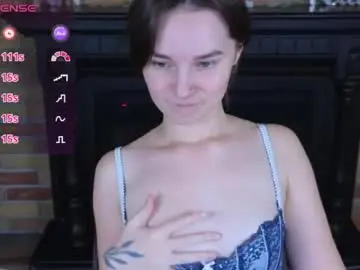 Ellie_babyy  live sex cam