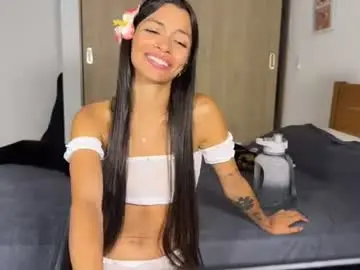 Iamnotleslie  live sex cam
