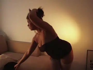 Joheredia  live sex cam