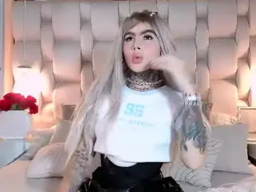 Kalyeanders  live sex cam