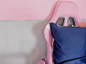 Luana_moonn  live sex cam