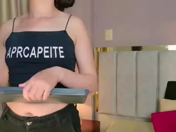 Paulinasaint  live sex cam