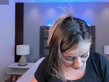 Susann_ross  live sex cam