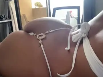 Taraxoxo1  live sex cam