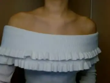 Youradeline  live sex cam