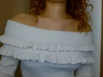 Youradeline  live sex cam
