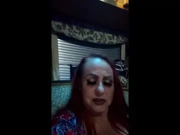 Afakebreastedbabe  live sex cam