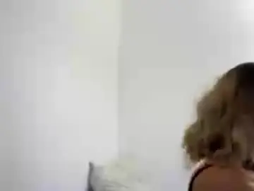 Annaaureli  live sex cam