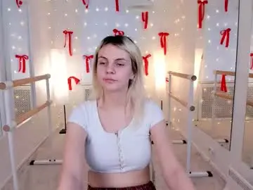 Bellykoko  live sex cam