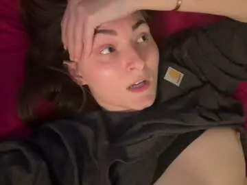 Clumsycummer  live sex cam